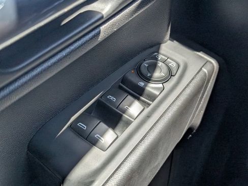 Used 2023 Chevrolet Silverado 1500 Custom AWD/4WD image 25