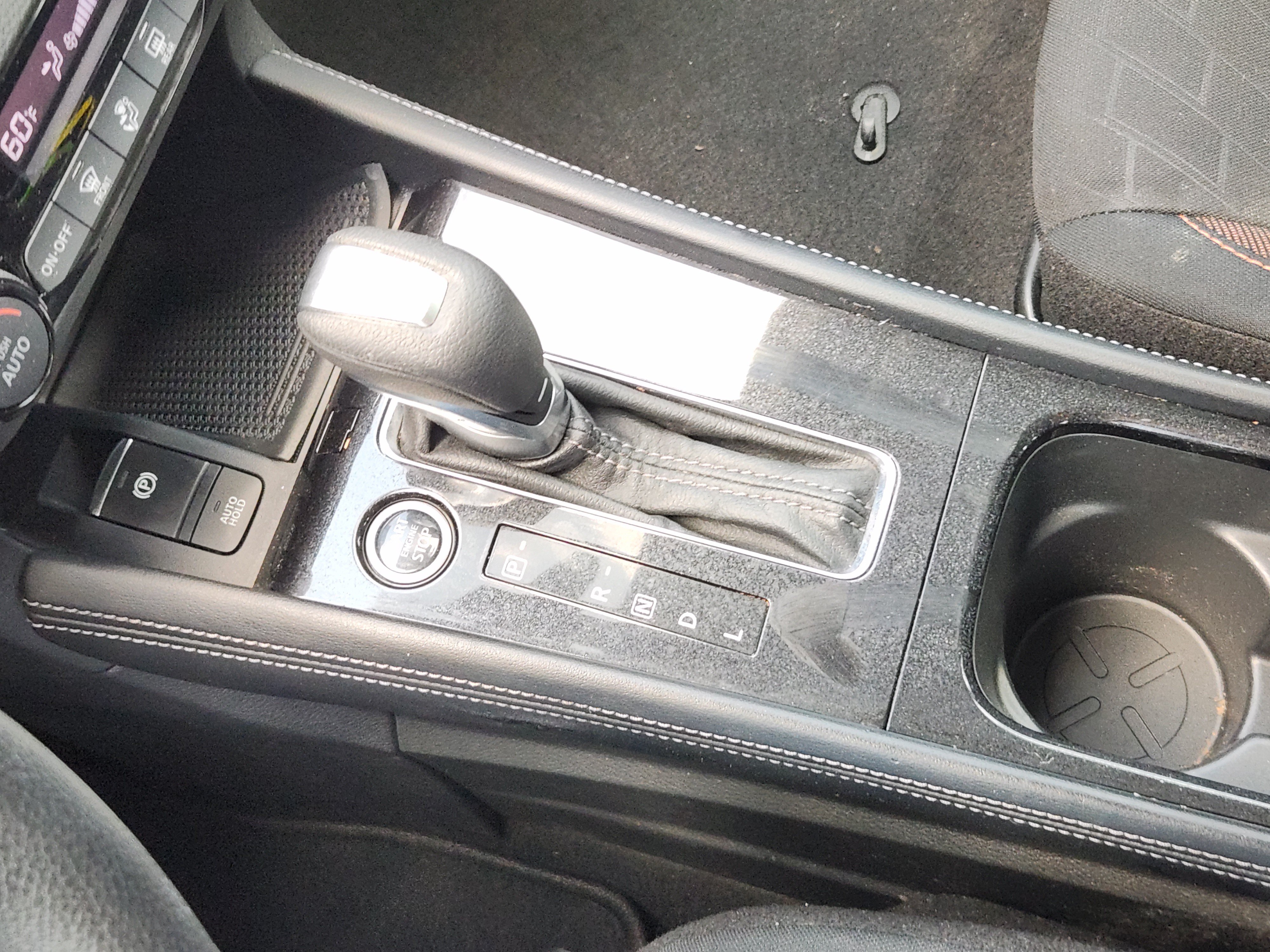 Used 2024 Nissan Kicks SR FWD image 22