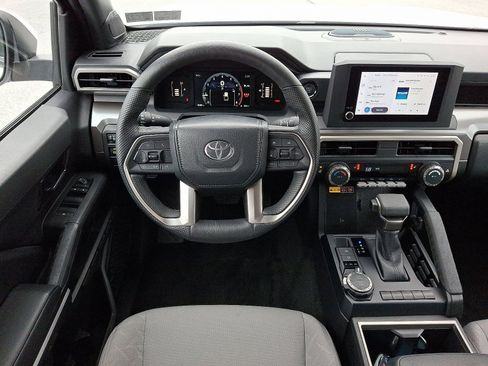 Certified 2024 Toyota Tacoma SR5 AWD/4WD image 13