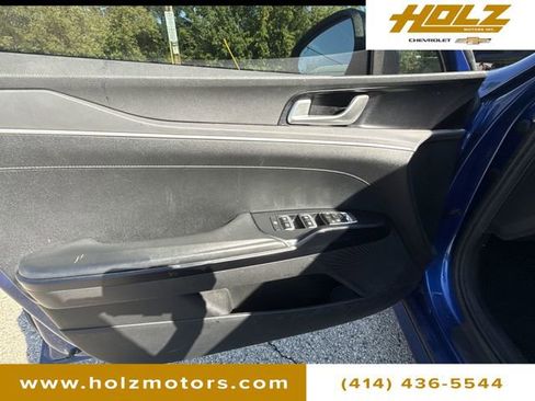Used 2022 Kia K5 GT-Line image 22