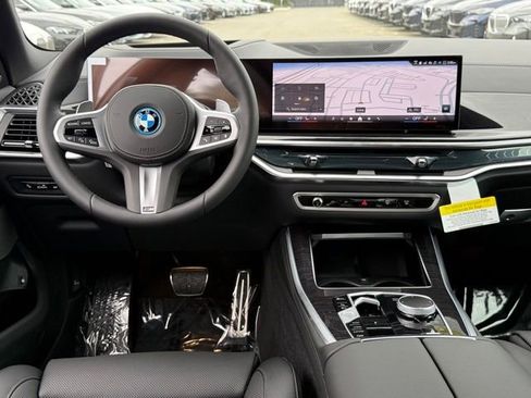 New 2026 BMW X5 xDrive50e w/ M Sport Package image 26