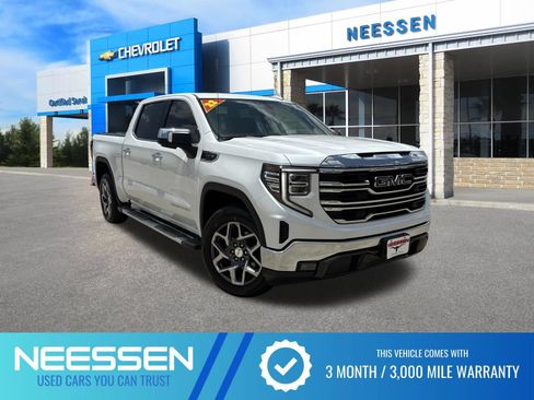Used 2022 GMC Sierra 1500 SLT w/ SLT Convenience Package RWD image 1