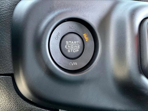 Used 2020 Jeep Wrangler Rubicon AWD/4WD image 56