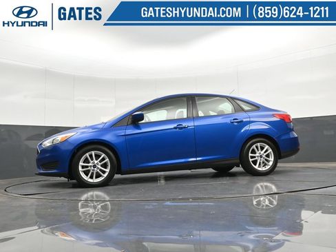 Used 2018 Ford Focus SE image 42