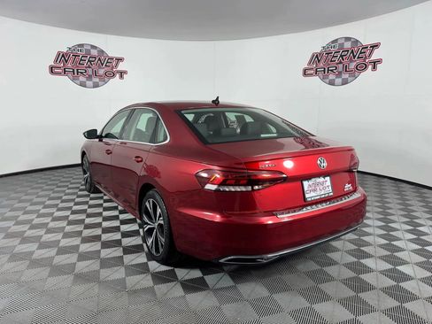 Used 2022 Volkswagen Passat 2.0T SE image 5