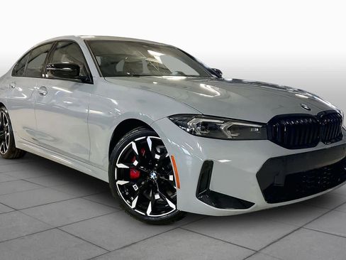 New 2026 BMW 330i Sedan RWD image 2