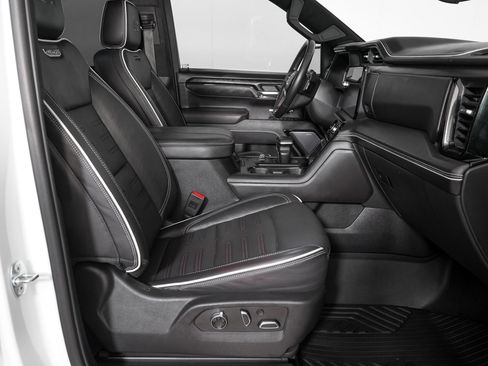 Used 2023 GMC Sierra 1500 AT4X w/ AT4X AEV Edition AWD/4WD image 11
