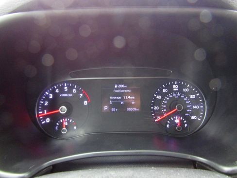 Used 2021 Kia Soul LX FWD image 14