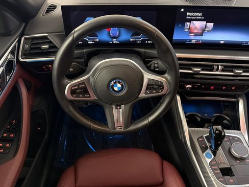Certified 2023 BMW i4 eDrive40 w/ M Sport Package image 28