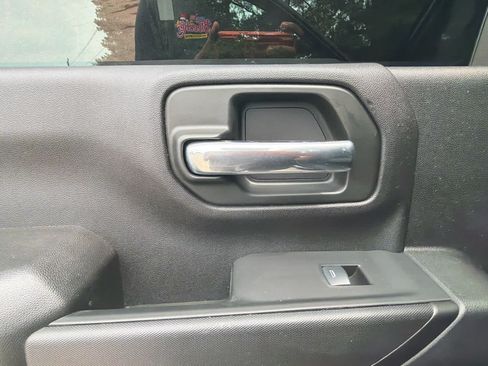 Used 2025 Chevrolet Silverado 2500 Custom w/ Custom Convenience Package AWD/4WD image 34
