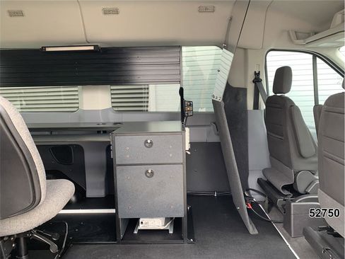 Used 2019 Ford Transit 150 XLT RWD image 14