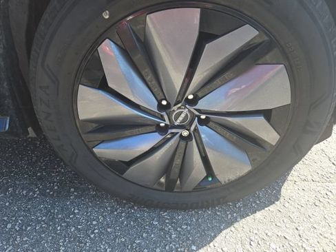 Certified 2023 Nissan Ariya FWD image 12
