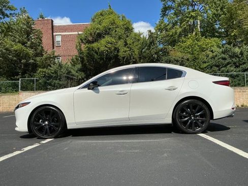 Used 2022 MAZDA MAZDA3 s image 8