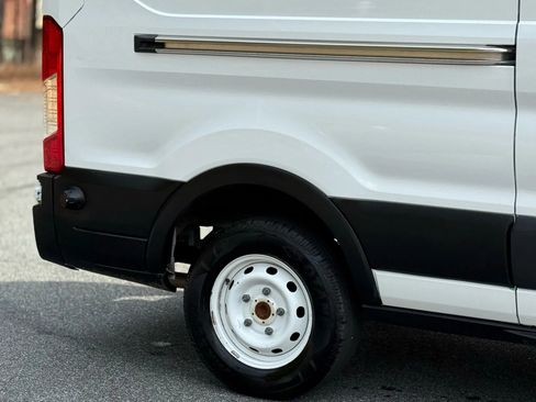 Used 2019 Ford Transit 150 148 Medium Roof image 11