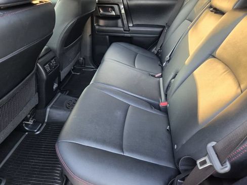 Used 2024 Toyota 4Runner TRD Off-Road Premium w/ Moonroof Package AWD/4WD image 24