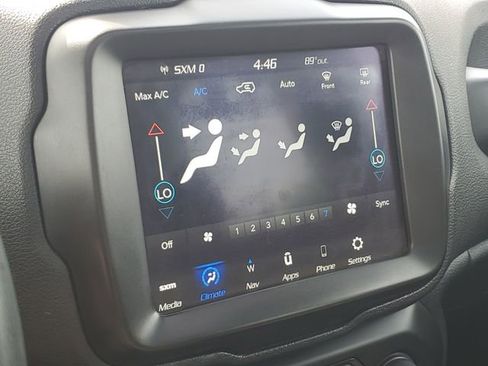 Used 2022 Jeep Renegade Altitude w/ Sun/Sound Group AWD/4WD image 17