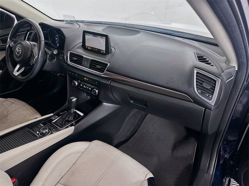 Used 2017 MAZDA MAZDA3 Grand Touring w/ Premium Equipment Package image 30