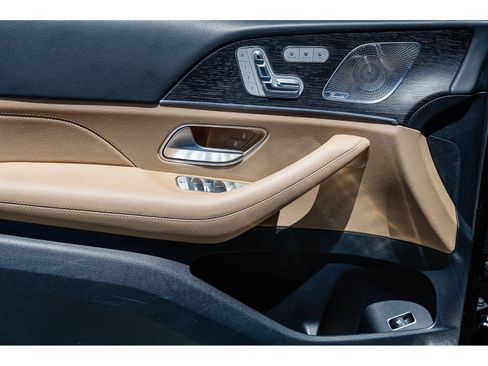 Certified 2024 Mercedes-Benz GLS 450 4MATIC image 22