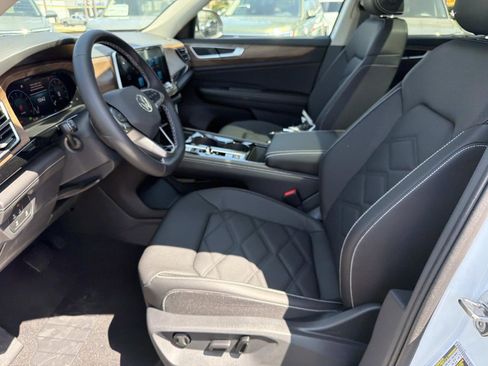 New 2026 Volkswagen Atlas SE FWD image 15