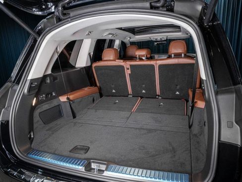 Certified 2026 Mercedes-Benz GLS 450 4MATIC image 7
