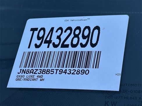 New 2026 INFINITI QX80 Luxe image 37