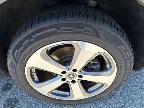 Used 2019 Mercedes-Benz GLC 300 GLC 300 image 20