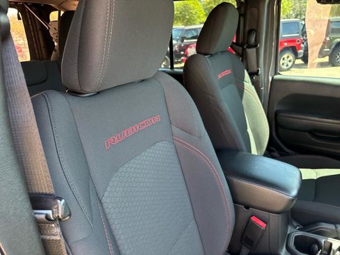 Used 2022 Jeep Wrangler Unlimited Rubicon w/ Steel Bumper Group image 9