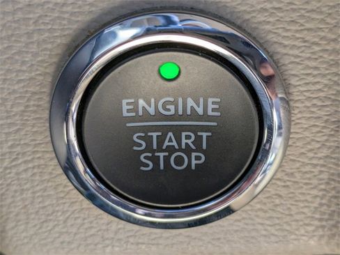 Certified 2023 Ford Expedition Limited image 26