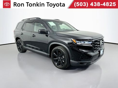 Used 2025 Honda Pilot Black Edition image 1