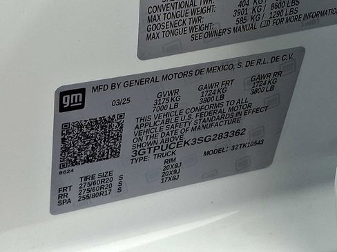 Used 2025 GMC Sierra 1500 Elevation image 26