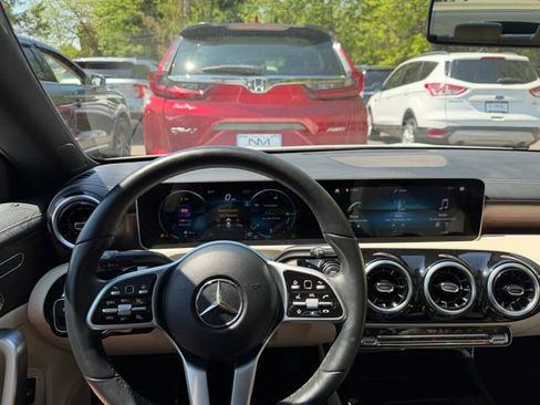 Used 2020 Mercedes-Benz CLA 250 4MATIC image 36
