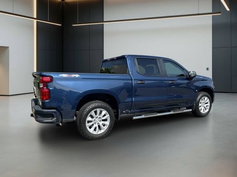 Used 2022 Chevrolet Silverado 1500 Custom AWD/4WD image 12