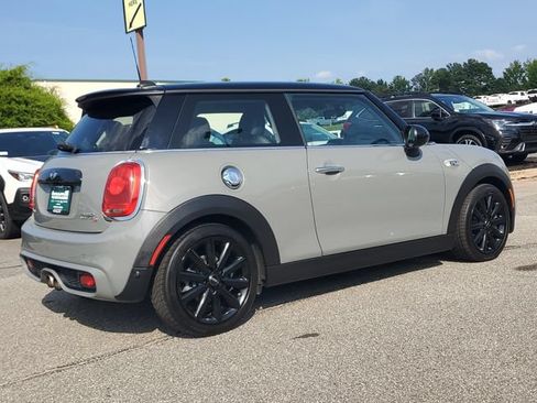 Used 2018 MINI Cooper S FWD image 6