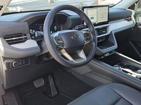 New 2025 Ford Explorer Active w/ Active Comfort Package image 24