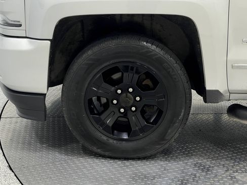 Used 2017 Chevrolet Silverado 1500 LTZ Z71 w/ LTZ Plus Package AWD/4WD image 34