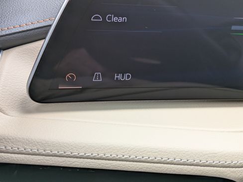 Used 2025 Cadillac XT4 Premium Luxury w/ Technology Package image 22