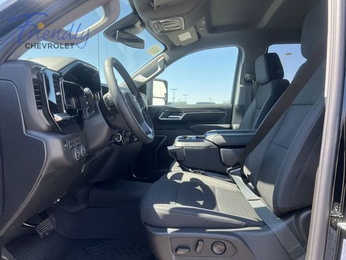 New 2026 Chevrolet Silverado 3500 LT w/ Convenience Package image 4