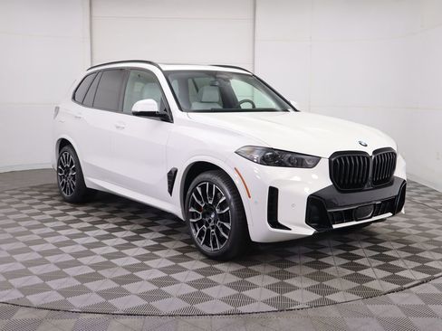 New 2026 BMW X5 xDrive40i image 3