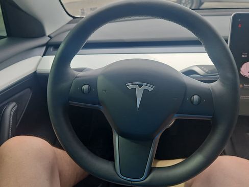 Used 2021 Tesla Model 3 Long Range image 15