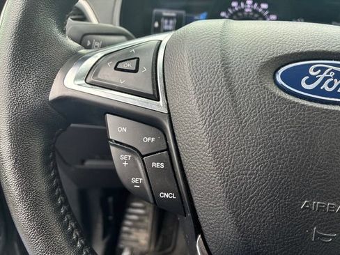 Used 2022 Ford Edge SEL w/ Convenience Package AWD/4WD image 12