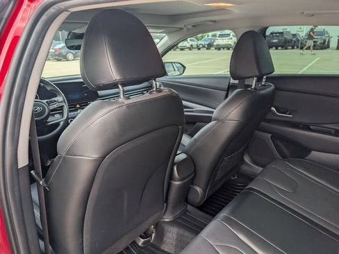 Used 2023 Hyundai Elantra Limited FWD image 27