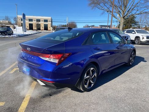 Certified 2023 Hyundai Elantra SEL w/ Convenience Package image 4