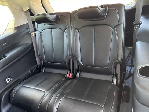 Used 2023 Jeep Grand Cherokee L Limited image 29