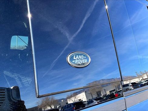 Used 2021 Land Rover Defender 110 S image 9