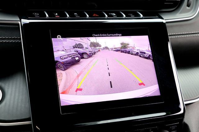 Used 2025 Jeep Grand Cherokee Laredo X w/ Luxury Tech Group I AWD/4WD image 19