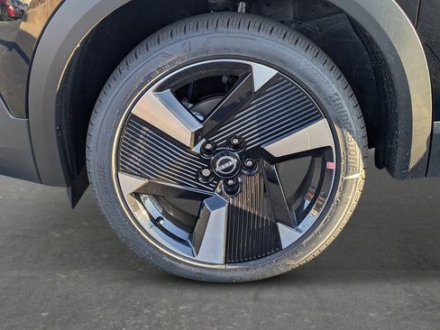 New 2026 Nissan Kicks SV FWD image 8