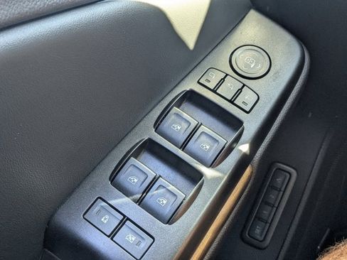 Used 2016 GMC Yukon Denali w/ Open Road Package image 26