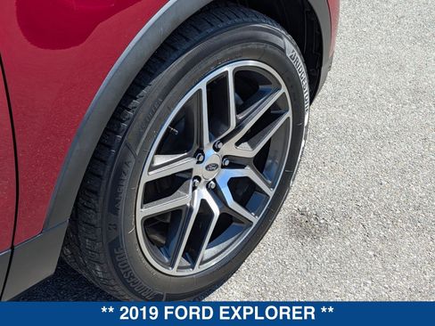 Used 2019 Ford Explorer Sport w/ Equipment Group 401A image 12