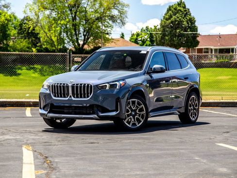New 2026 BMW X1 xDrive28i w/ Technology Package AWD/4WD image 1