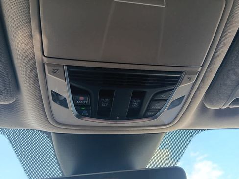 Used 2024 Acura MDX SH-AWD image 29